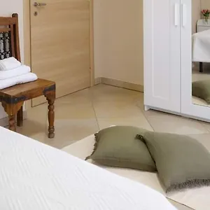 https://house-emy.in-sardinia.net